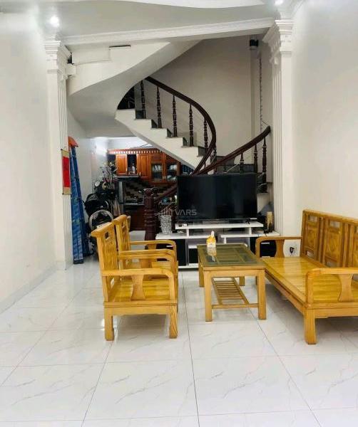 Chủ cho thuê Nhà trong hẻm 35m²