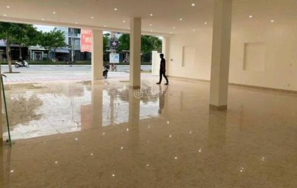 Bán Nhà mặt phố 375m²