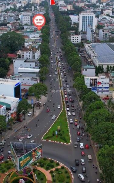 BÁN 🌊 NHÀ CẤP 4 MẶT TIỀN NGUYỄN TẤT THÀNH , 271m2 - khu vực kinh doanh bậc nhất BMT