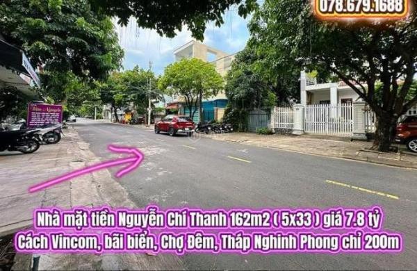 Cần bán Nhà mặt phố 162m²