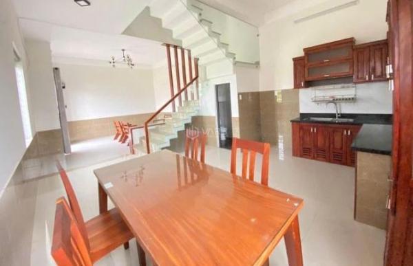 Chủ cho thuê Nhà mặt phố 60m²