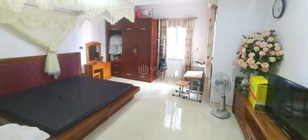 BIỆT THỰ HỒ 🔥 XƯƠNG RỒNG -TRUNG TÂM TP.THÁI NGUYÊN - 186M2x2,5TẦNG,MT10M - 12 TỶ