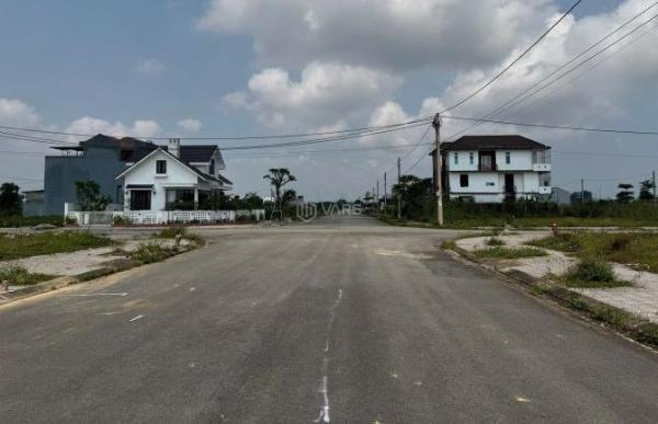 Mặt tiền Nguyễn Huân KQH Hói Sen. Cơ 🏣 hội đầu tư cực tốt với giá rẻ nhất