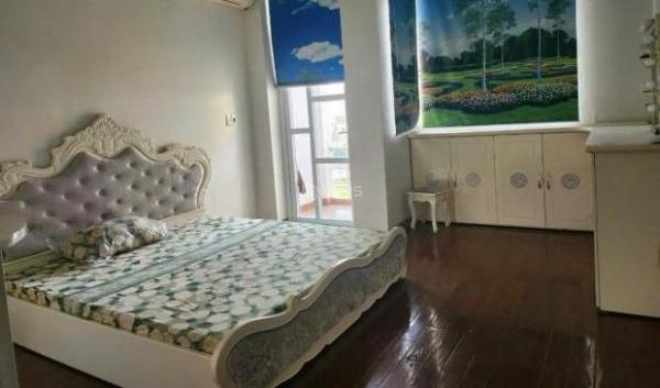 Cho 🏦 thuê nhà tại Hải Phòng - phố Văn Cao - Hải An - 4 ngủ