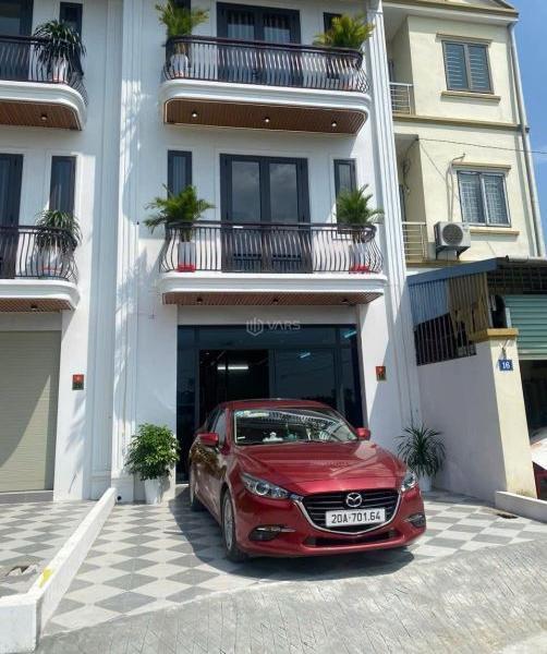 Cần bán Nhà trong hẻm 108m²