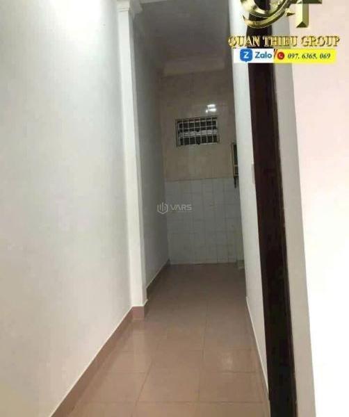 Cho thuê Nhà trong hẻm 90m²