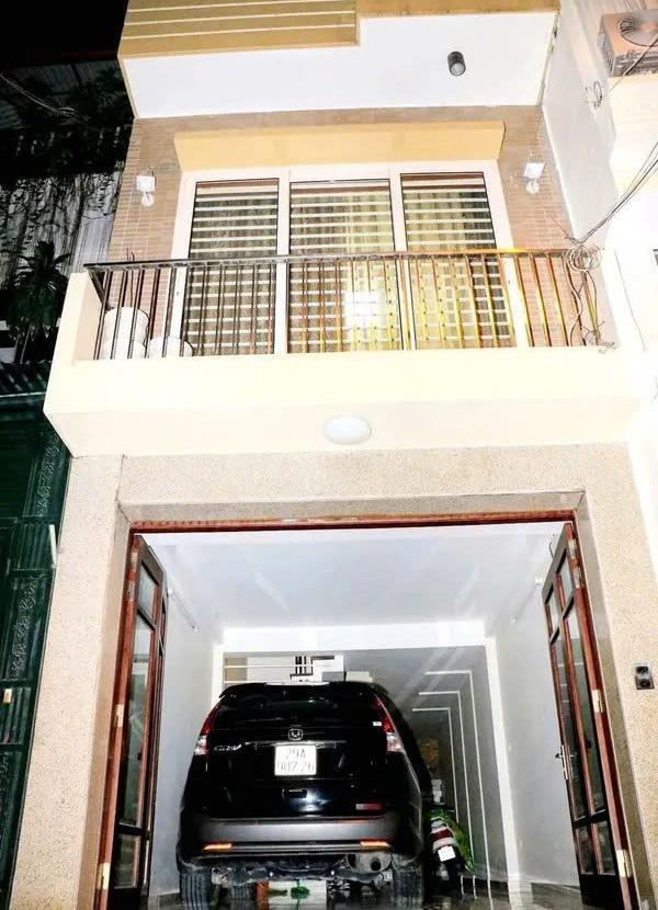 Bán Nhà trong hẻm 69m²