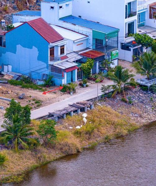 Bán Đất view sông TĐC Sông Tắc , Vĩnh 🆘 Thái , phường Nam Nha Trang Diện tích: 80m2 ngang 4