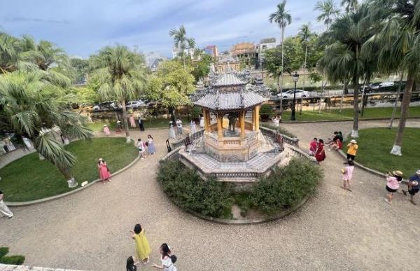 Bán Nhà mặt phố 90m²
