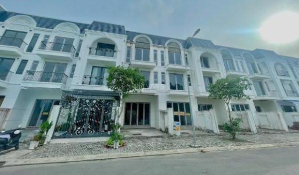 Cần bán Nhà mặt phố 100m²