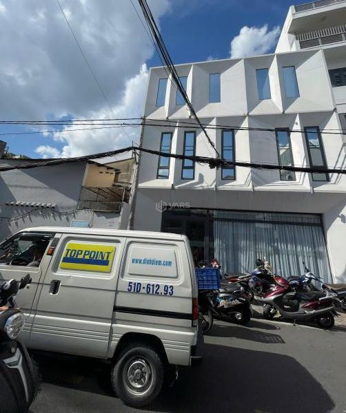 Chủ cho thuê Nhà mặt phố 200m²