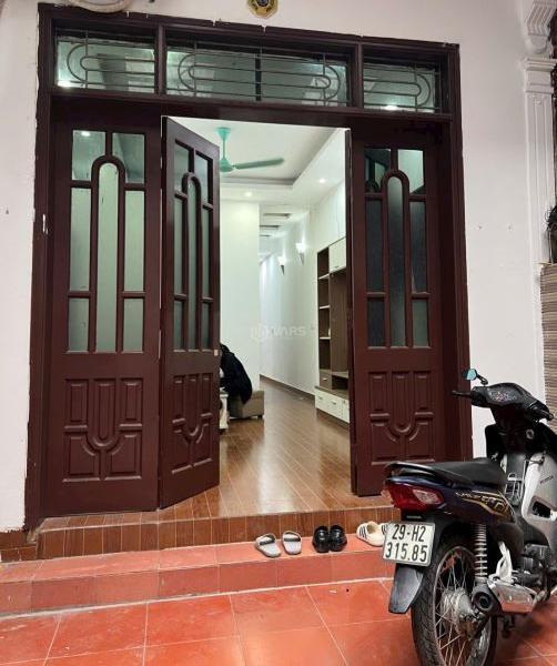 Giá tốt, 167 tr/m2, nhà Dương Văn Bé, ngõ thông thoáng. DT 70m2, MT 4.1m, sổ chính 🏠 chủ