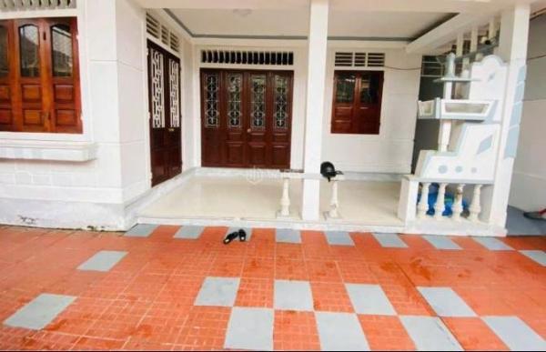 Nhà kiệt Hồ Đắc Di gần làng đại hoc 🏦 Huế