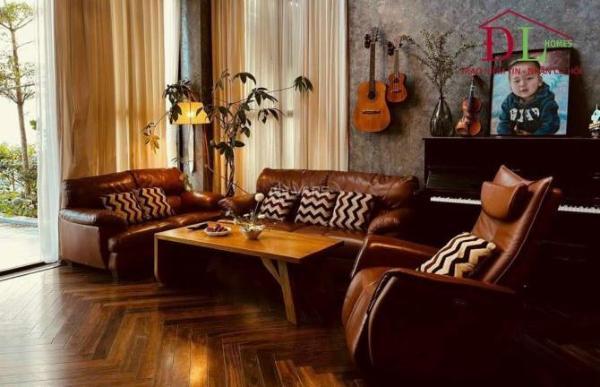 Bán villa Hoàng Diệu, Đà Lạt DT 364m2 yên bình bên tán thông già và view thác 🆘 Camly