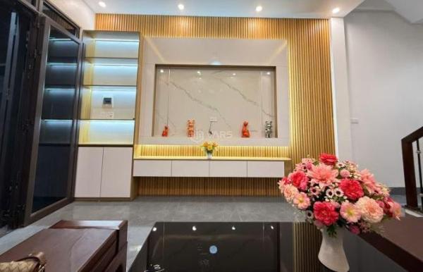 Căn Nhà 3 tầng mới tinh siêu 🏬 đẹp .phun đồ nội thất xịn sò Phường Lê Thanh Nghị - Hải Dương
