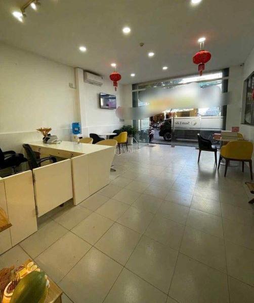 Bán Nhà mặt phố 100m²