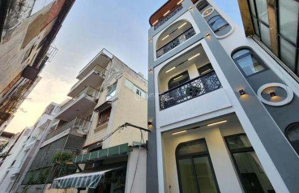 TOÀ 🏡 NHÀ ĐIỆN BIÊN PHỦ Q10 (6M X 19M2) 5 TẦNG THANG MÁY XỊN , THU NHẬP KHỦNG TỐT