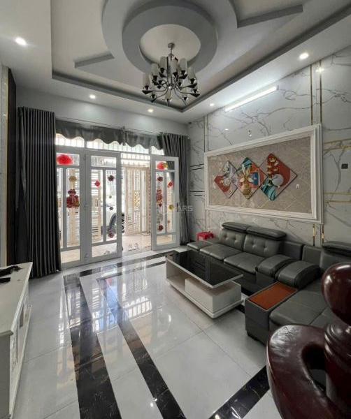 Cho thuê nhà 3 lầu hẻm xe hơi huỳnh tấn phát, 🏡 nhà bè, dt 4x14m. Giá 9,5 triệ