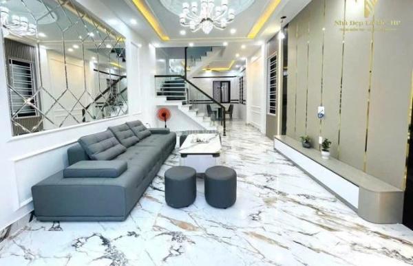 Bán Nhà trong hẻm 46m²