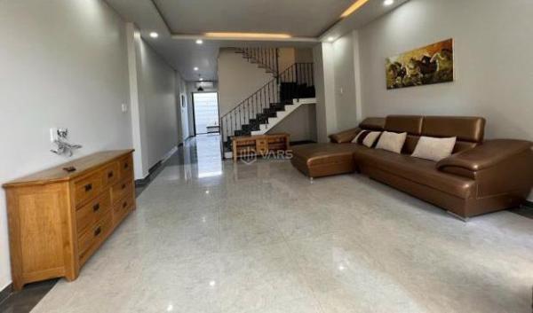 Bán Nhà mặt phố 100m²