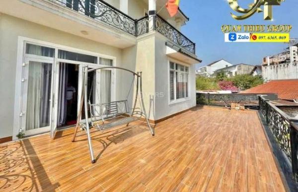Cần cho thuê Nhà mặt phố 373m²