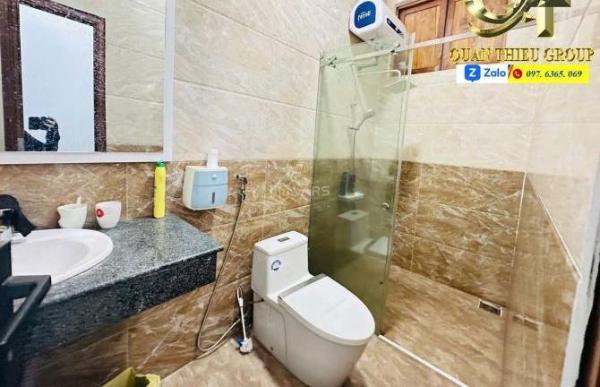 CHO THUÊ NHÀ VƯỜN KIỆT 💥 OTO TRÁNH NHAU PHẠM VĂN ĐỒNG, TP HUẾ