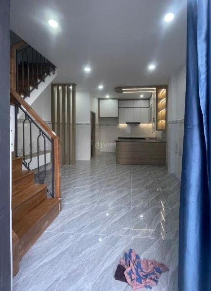 Cần bán Nhà mặt phố 27m²
