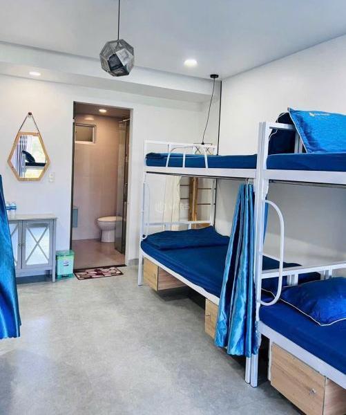 Bán nhà 4 tầng mặt tiền kinh doanh đường 🏬 Nguyễn Đình Chiểu