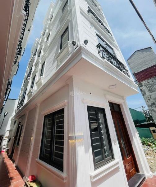 Bán nhà 4,5 tầng tại Di 🏤 Trạch Hoài Đức Hà Nội giá 6 tỷ