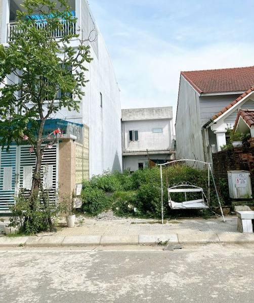 Bán Đất nền riêng lẻ 102m²