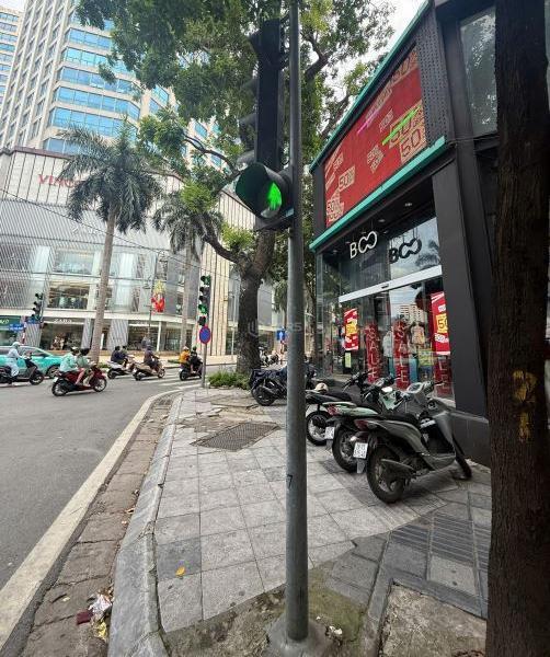 THÔNG TIN CHO THUÊ MẶT BẰNG KINH DOANH – CỬA HÀNG TẦNG 2 MẶT PHỐ ☘ BÀ TRIỆU