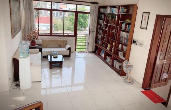 Cho thuê biệt thự sân 🏬 vườn mặt tiền nội bộ đường số 25