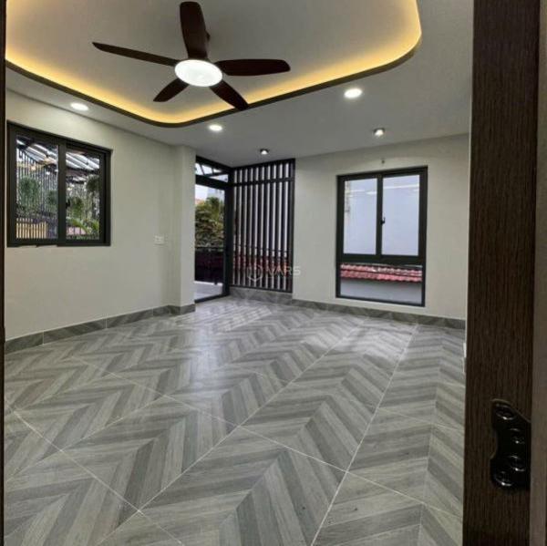 Bán nhà Thuỵ Khuê 100m2 🏢 mặt tiền rộng thông số đẹp cực rẻ 15 tỷ