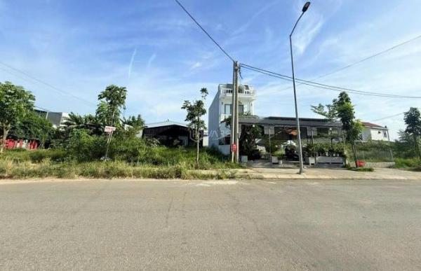 Chủ cho thuê Nhà mặt phố 100m²