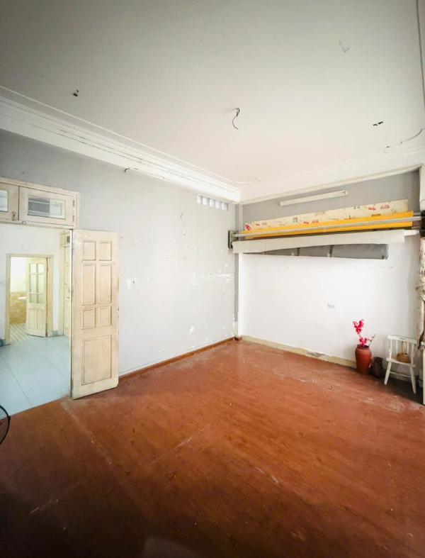 Cho thuê nhà tầng 1 nguyễn 🏡 khánh toàn-cầu giấy-dt 70m2-ngõ ô tô-ko chung chủ.