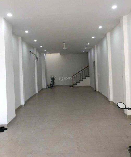 🎉 Cần 🏘️ bán nhà 3 tầng mới 100% mặt tiền đường kinh doanh Cửu Long, Nha Trang