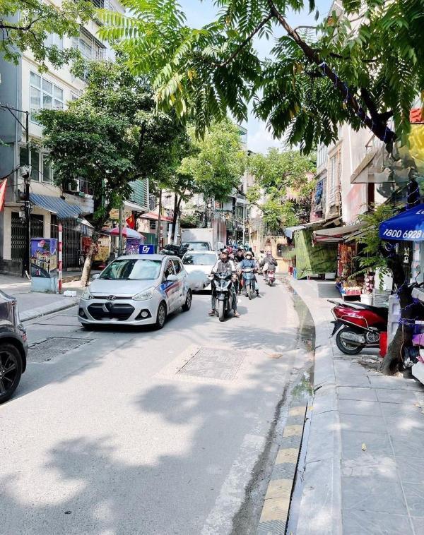 Mặt phố thụy khuê 🔥 5 tầng, vỉa hè rộng, kinh doanh mọi mặt hàng, giá 10.5 tỷ
