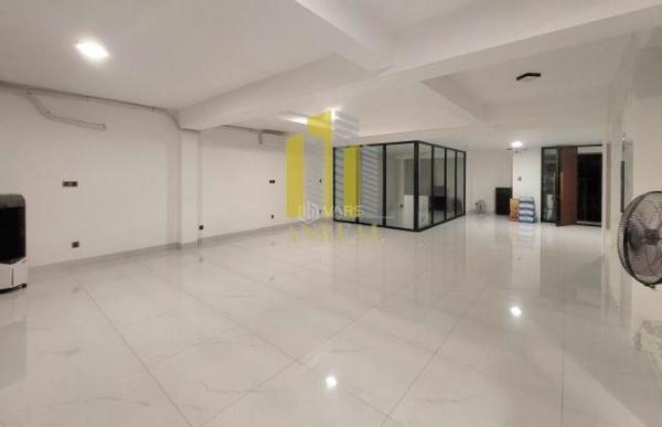 Cho thuê Văn phòng, toà nhà văn phòng 140m²