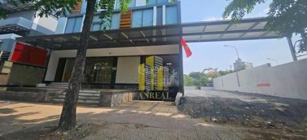 Tòa Văn Phòng Hầm 4 Lầu Mặt Tiền Đường Đồng Văn Cống 900m2 Giá 140 🏬 Triệu