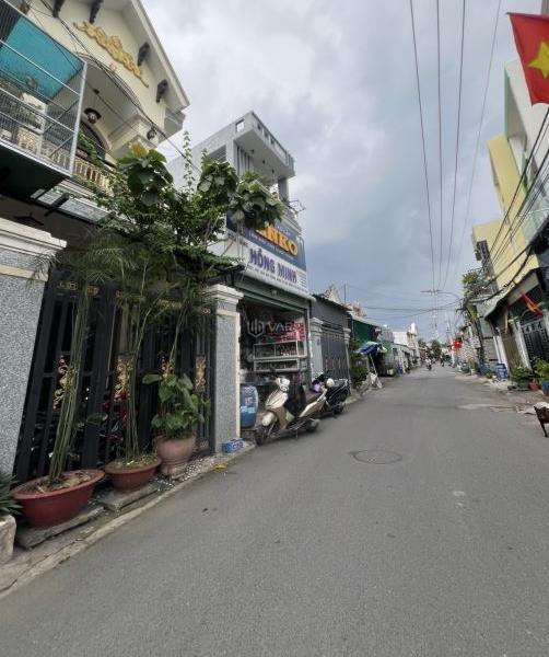 - NHÀ 🏦 MT 68M2, 4x17, Đường nhựa 8M, Sát Thủ Đức, NHỈN 3 ĐỒNG TL