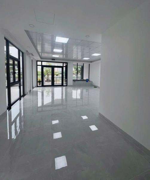 Cho Thuê 1 Trệt 1 Lầu Căn Góc 2 Mặt 👍 Tiền 150m2 - Mở Cafe - Showroom - Văn Phòng