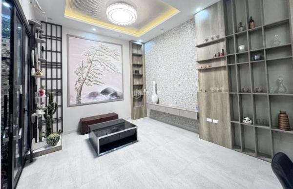 Bán Nhà Nguyễn Văn Cừ, Long Biên. 52m2 - 5 Tầng - Ô 🏦 Tô Đỗ Cửa