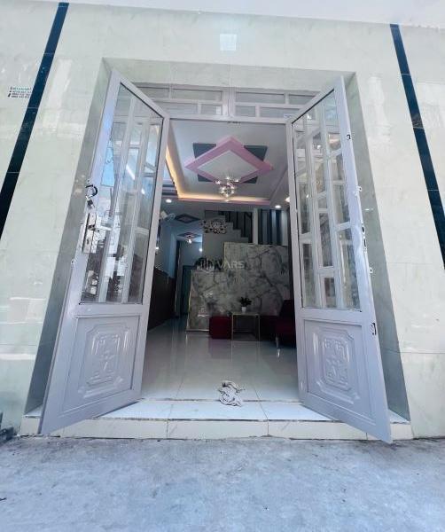 Nhà 1 Lầu Đẹp 4 x 10m, Sát 🏠 Đường Nhựa 2PN 2WC Full Nội Thất Đẹp. Sổ Hồng Sẵn