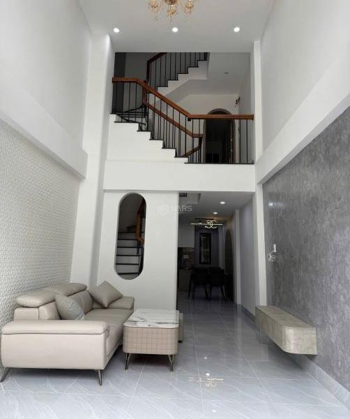 NHÀ MỚI HOÀN THIỆN 👍 – ĐƯỜNG NỘI BỘ Ô TÔ – HOÀNG VĂN THỤ