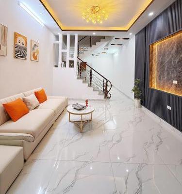 Bán nhà 3,5 tầng sạch đẹp về ở luôn 🏚️ phố Thiên Lôi