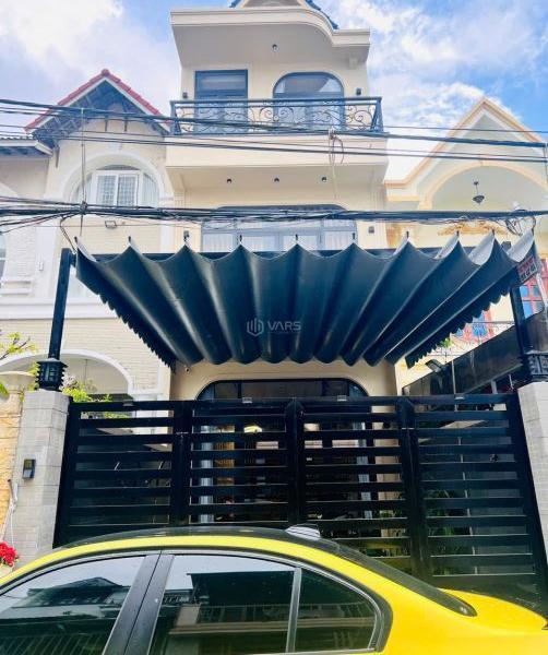 Chủ cần bán Nhà trong hẻm 122m²