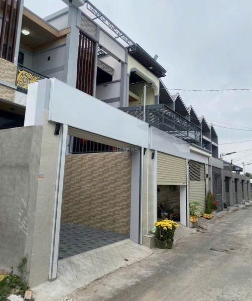Cần bán Nhà trong hẻm 76m²