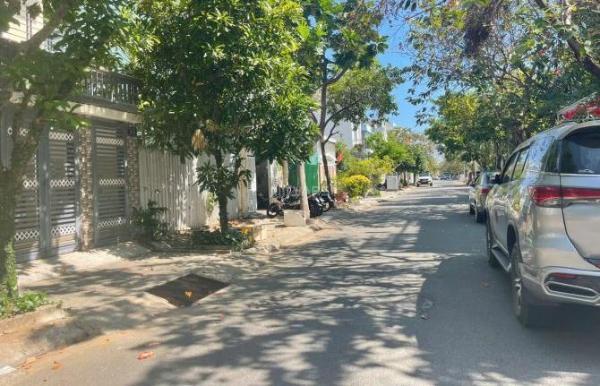 Đất biệt thự Hoàng Đình Giong đường số 28 khu 🏡 đô thị Phước Long A dt 152m2 ngang 8m