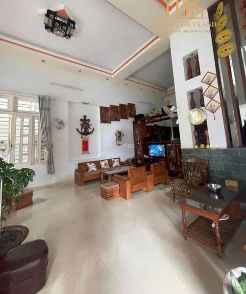NHÀ 2 LẦU ☘ MẶT TIỀN ĐƯỜNG PHẠM HỒNG THÁI. DT 6,2x17m ( HƯỚNG NAM)TC 100%