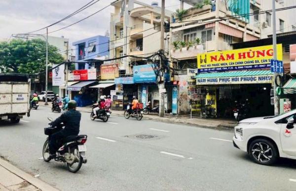 Chủ cần bán Nhà mặt phố 140m²
